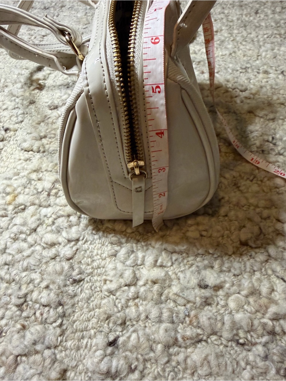 Juicy Couture White Monogram Satchel Handbag with Heart Charm - Picture 9 of 9
